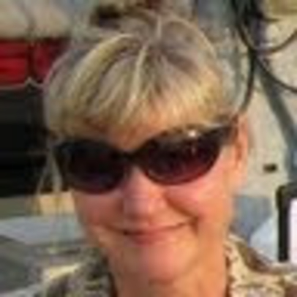 Meet your Posher, Roxanne symko